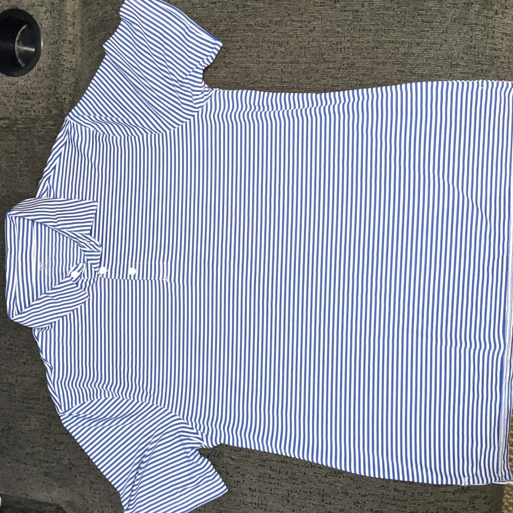 Top of the world size large blue and white